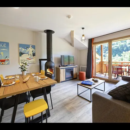 4 Pieces 8 Pers Vue Montagne *